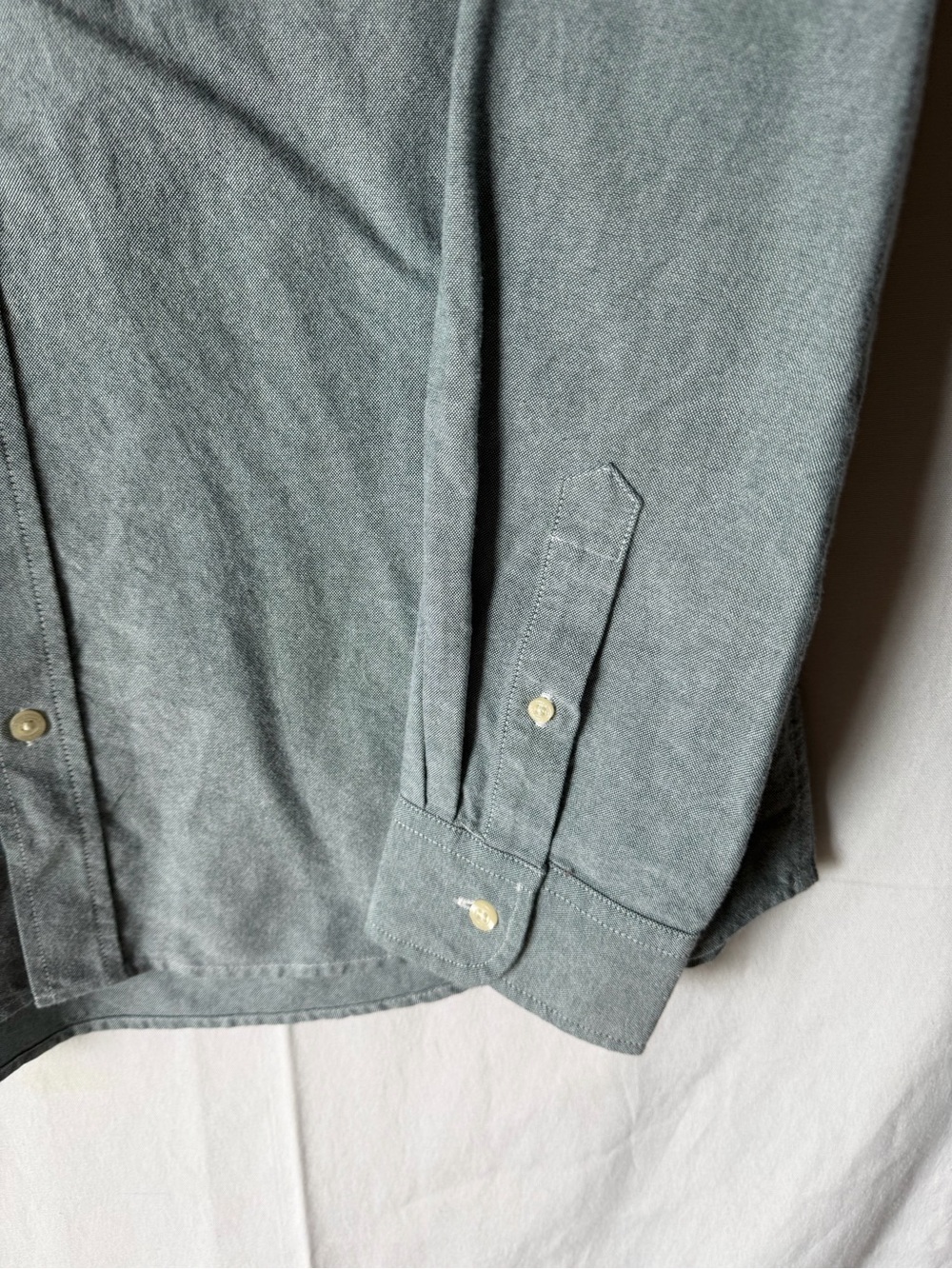 Chaps Men’s Button-Down Shirt in Heathered Sage Green - Picture 6 of 12
